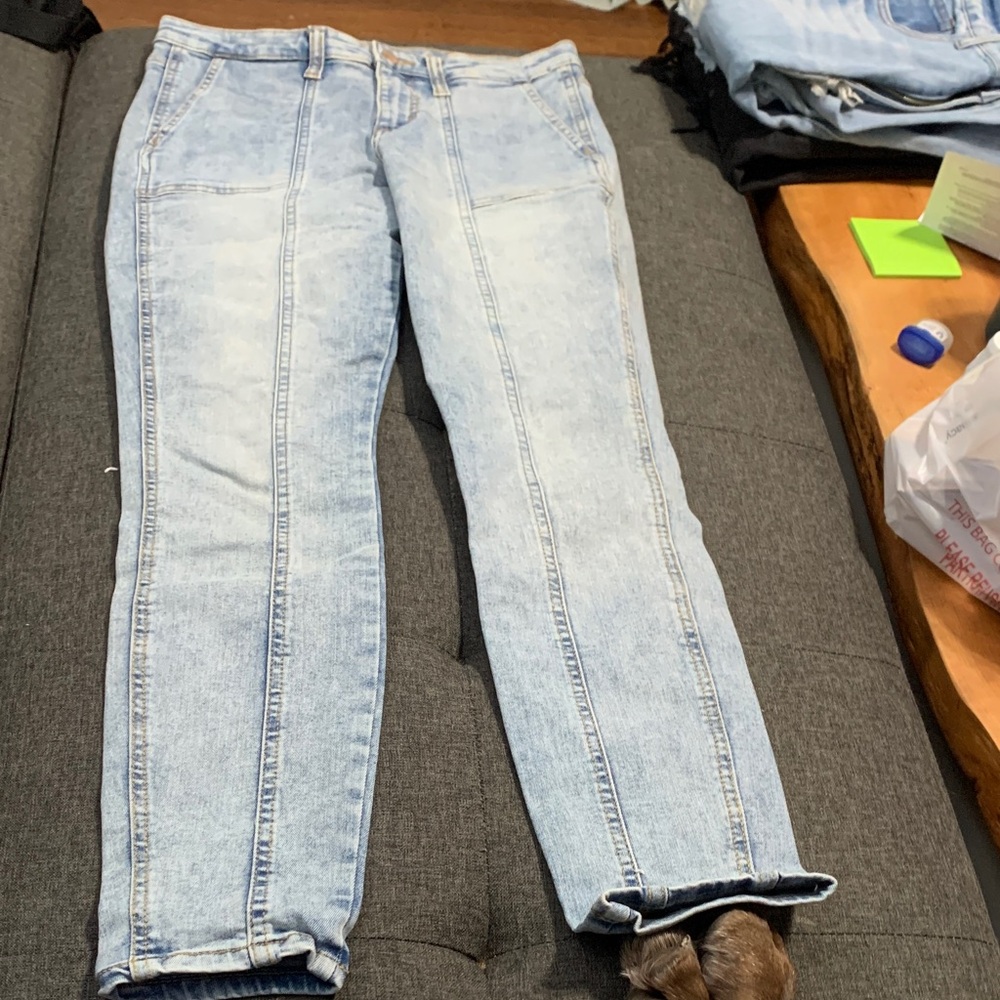 Universal Thread Light Wash Skinny Jeans